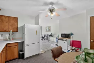 1941 Masters St, Beloit, WI 53511 - Photo 9