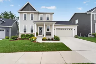 1120 Oak Knl Rd, Sun Prairie, WI 53590 - Photo 1