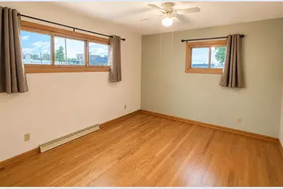 220 N Ohio Street, Prairie Du Chien, WI 53821 - Photo 15