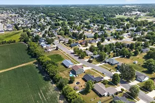613 S 6th St, Janesville, WI 53536 - Photo 65