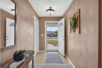 613 S 6th Street, Janesville, WI 53536 - Photo 7