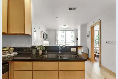 333 W Mifflin Street #2090, Madison, WI 53703 - Photo 15