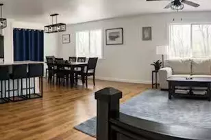 906 Golden Dr, Dell Prairie, WI 53965 - Photo 5