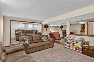 535 Greenview Dr, Janesville, WI 53536 - Photo 35