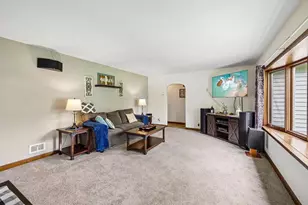 213 E Winnequah Rd, Madison, WI 53716 - Photo 9