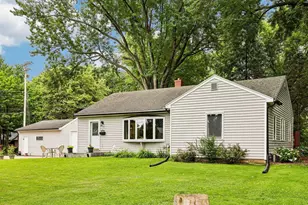 213 E Winnequah Rd, Madison, WI 53716 - Photo 3