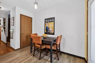725 N Thompson Dr, Madison, WI 53704 - Photo 13
