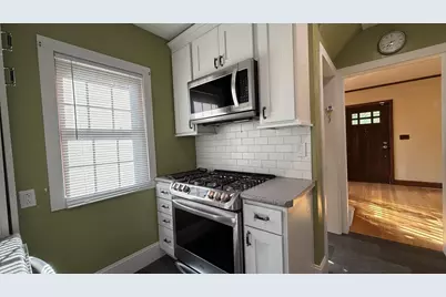 306 E Edgewater Street, Portage, WI 53901 - Photo 9