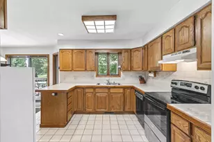 S3660 N Bent Tree Dr, Baraboo, WI 53913 - Photo 13