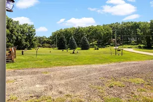 N6893 English Settlement Rd, Albany, WI 53502 - Photo 5