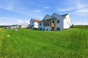 413 Gunderson Dr, Portage, WI 53901 - Photo 3