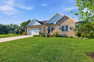 413 Gunderson Dr, Portage, WI 53901 - Photo 5