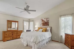 933 Chalfont Dr, Sun Prairie, WI 53590 - Photo 21
