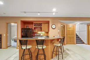 933 Chalfont Dr, Sun Prairie, WI 53590 - Photo 35