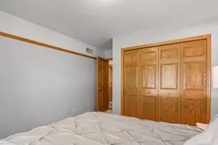 933 Chalfont Dr, Sun Prairie, WI 53590 - Photo 29