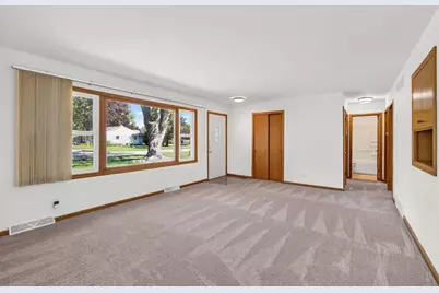 110 Schenk Street, Madison, WI 53704 - Photo 5