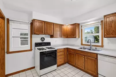 110 Schenk Street, Madison, WI 53704 - Photo 9