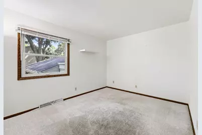 4506 Village Lane, Madison, WI 53704 - Photo 19