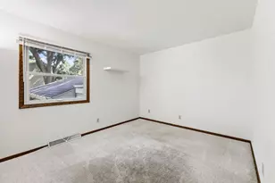 4506 Village Ln, Madison, WI 53704 - Photo 19
