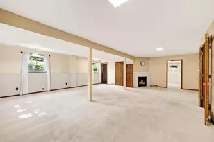 4506 Village Ln, Madison, WI 53704 - Photo 31