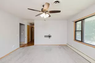 1422 Ellen Ave, Madison, WI 53716 - Photo 17