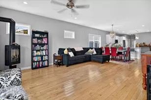 6803 Conservancy Plz, DeForest, WI 53532 - Photo 5