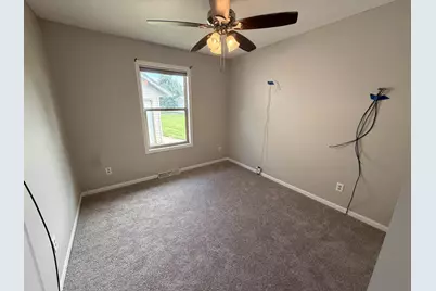 25 Plum Tree Village, Beloit, WI 53511 - Photo 17