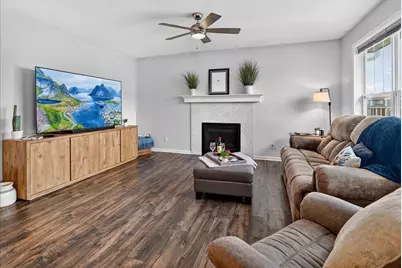 1218 Patriot Way, Sun Prairie, WI 53590 - Photo 3
