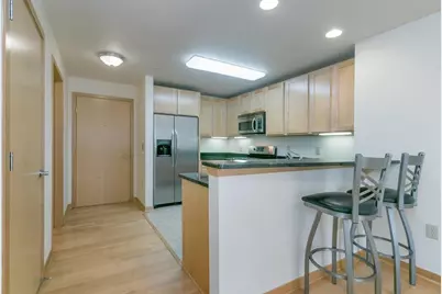 333 W Mifflin Street #5060, Madison, WI 53703 - Photo 5