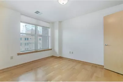 333 W Mifflin Street #5060, Madison, WI 53703 - Photo 25
