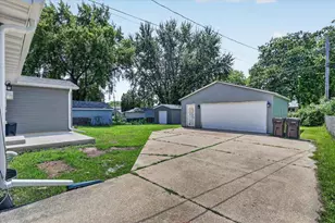 2056 Christilla Dr, Beloit, WI 53511 - Photo 51