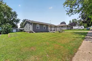 2056 Christilla Dr, Beloit, WI 53511 - Photo 7