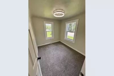 332 S Pine Street, Janesville, WI 53548 - Photo 11