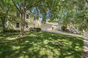 7830 W Oakbrook Cir, Madison, WI 53717 - Photo 35