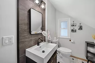 2626 Chamberlain Ave, Madison, WI 53705 - Photo 25