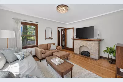 2626 Chamberlain Avenue, Madison, WI 53705 - Photo 5