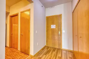 301 Harbour Town Dr, Madison, WI 53717 - Photo 3