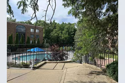325 S Yellowstone Drive #227, Madison, WI 53705 - Photo 7