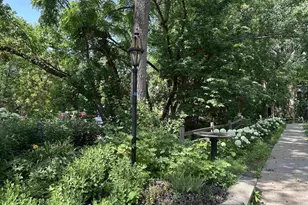 325 S Yellowstone Dr, Madison, WI 53705 - Photo 5
