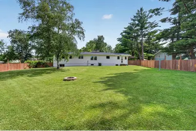 615 Village Drive, Belleville, WI 53508 - Photo 31