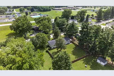 615 Village Drive, Belleville, WI 53508 - Photo 39