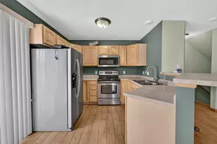707 Cricket Ln, Madison, WI 53562 - Photo 7