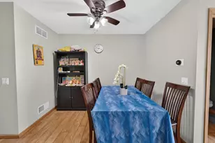 707 Cricket Ln, Middleton, WI 53562 - Photo 9