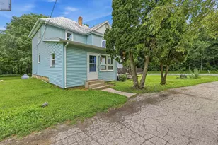 N1137 Wendt Rd, Columbus, WI 53925 - Photo 3