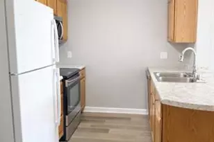 7401 Century Pl, Middleton, WI 53562 - Photo 3