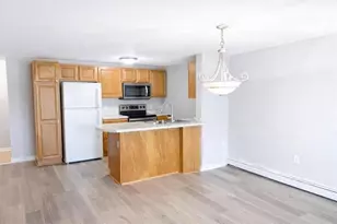 7401 Century Pl, Middleton, WI 53562 - Photo 3