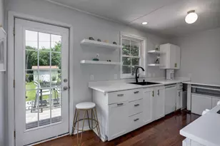 3744 Sargent St, Madison, WI 53714 - Photo 7