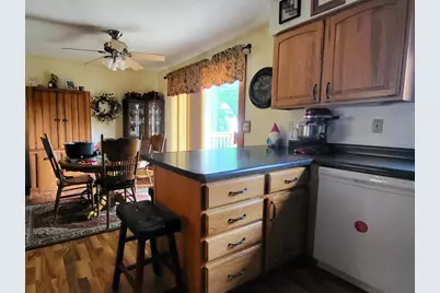 614 W Washington Street, Ridgeville, WI 53553 - Photo 9