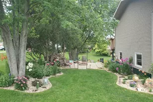 614 W Washington St, Ridgeville, WI 53553 - Photo 5