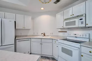 1530 Langley Ln, Madison, WI 53718 - Photo 17